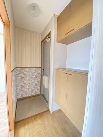 サンビレッジの玄関|シューズボックス