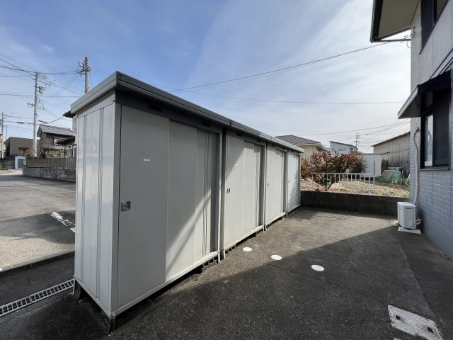 サンビレッジの収納|外物置