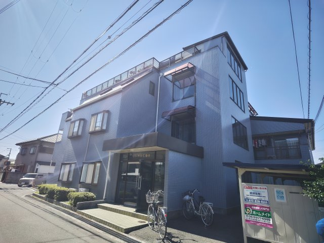 リバーサイド仁和寺の外観|外観もきれいです