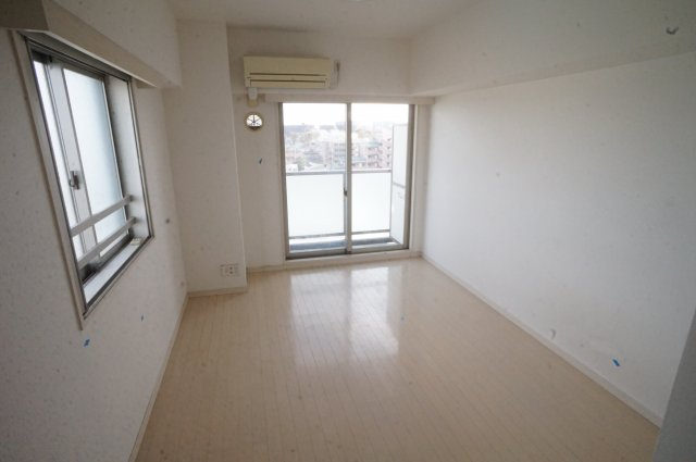 グランフォース習志野の居間・リビング