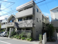 R FLATの画像