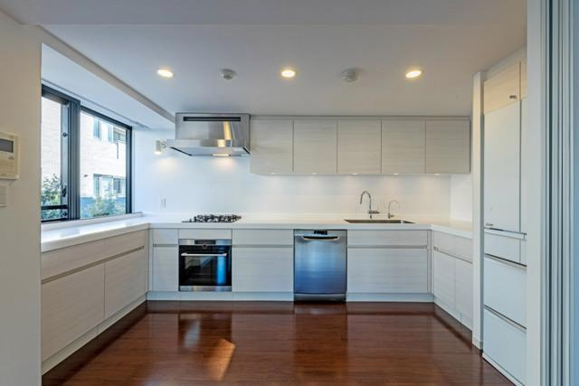 新宿区市谷砂土原町３丁目の賃貸マンションのキッチン