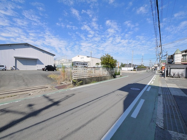 アイリスハイツ6号館の駐車場