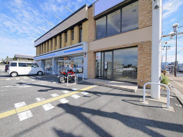 三条大路2丁目店舗事務所の駐車場