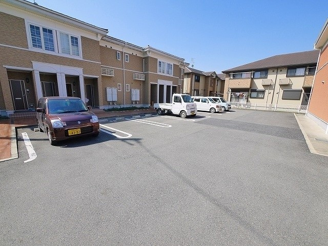 ル．シエル　ドゥの駐車場|駐車スペースもあります