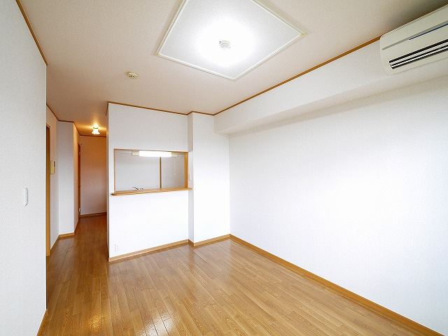 ル．シエル　ドゥの居間・リビング|こちらの居間で趣味の時間をお楽しみください