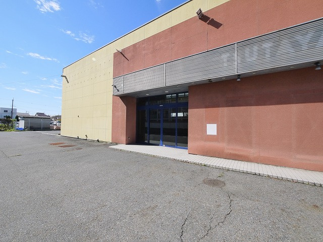吉田店舗の駐車場