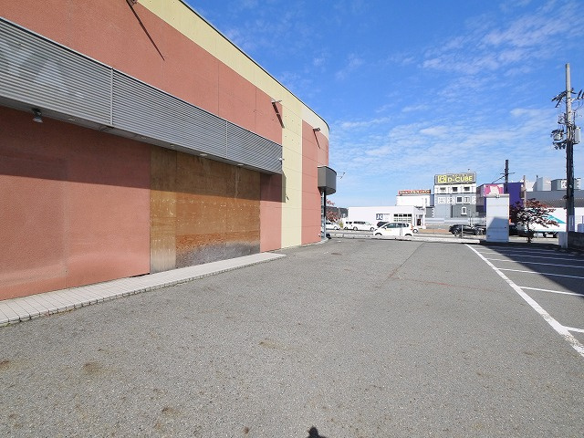 吉田店舗の駐車場