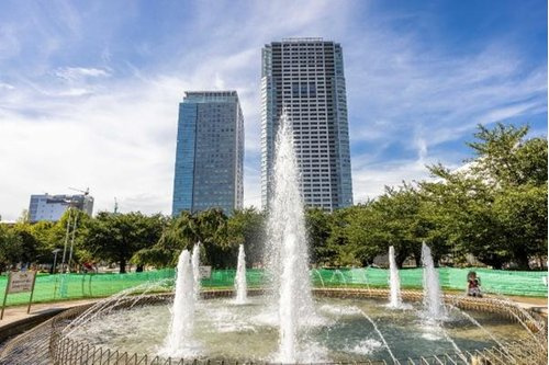 ブリリアタワー東京の外観