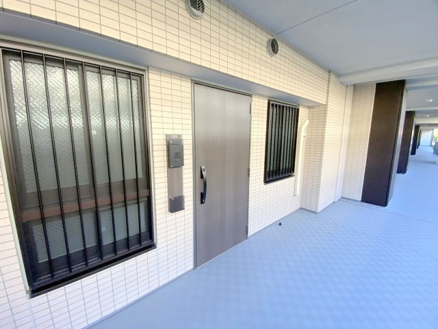 シティテラス八潮のその他共用部分|キレイな共用廊下です。