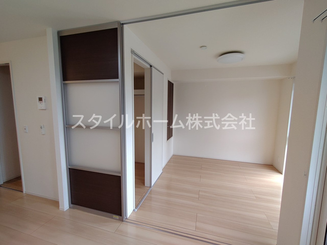 【その他】 | コンフォール西小鷹野 | 別部屋写真です。