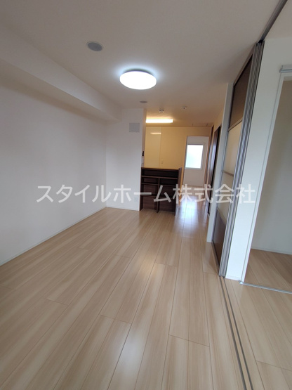 【その他】 | コンフォール西小鷹野 | 別部屋写真です。