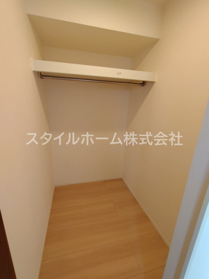 【収納】 | コンフォール西小鷹野 | 別部屋写真です。