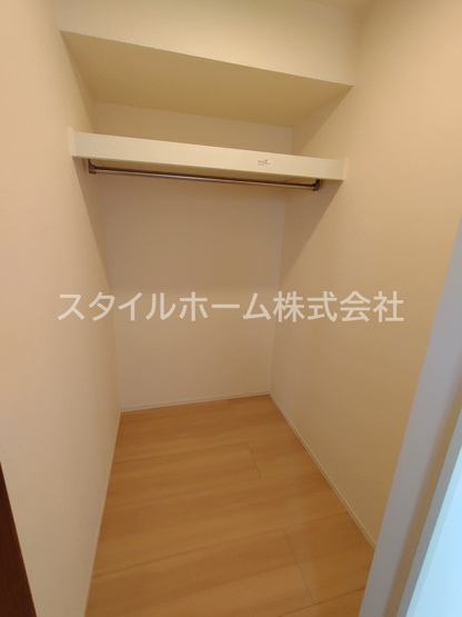 【収納】 | コンフォール西小鷹野 | 別部屋写真です。