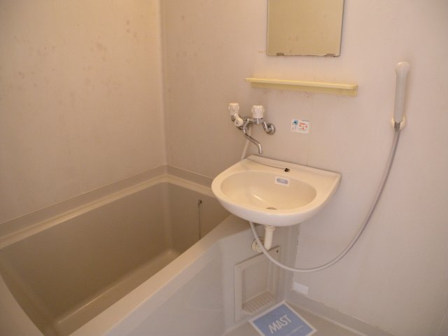 ハイツ子午線の浴室|ハイツ子午線