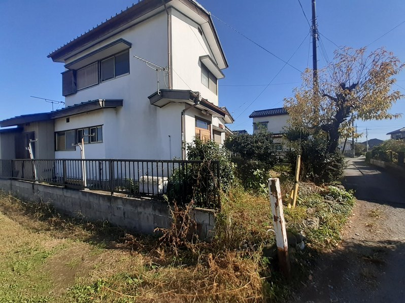 藤岡市下大塚　土地の前面道路含む現地写真