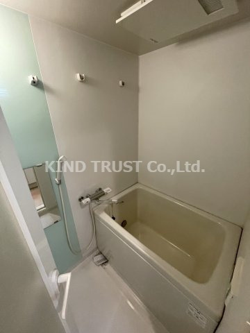 グランエイト中津の浴室|コンパクトで使いやすいお風呂です