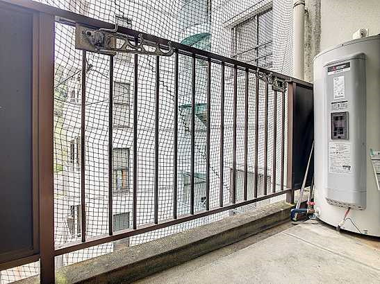 【バルコニー】