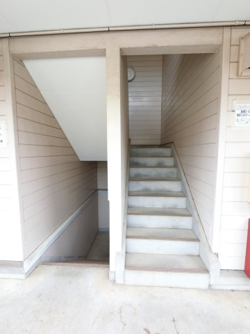 【エントランス】 | 共用廊下・階段です