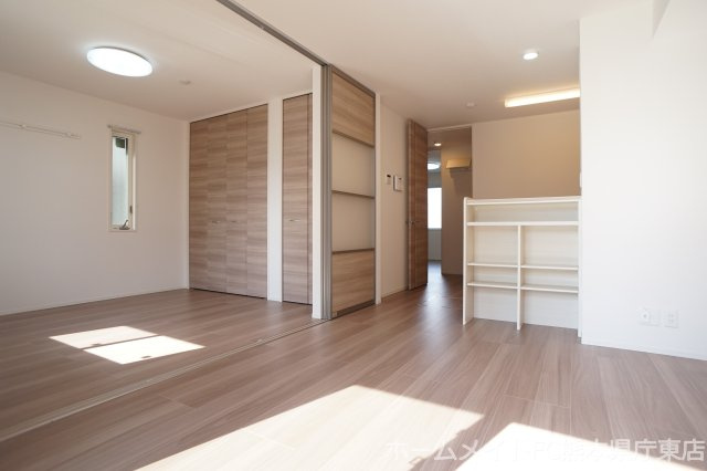 熊本市東区若葉６丁目のアパートの居間・リビング