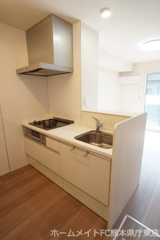 熊本市東区若葉６丁目のアパートのキッチン