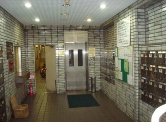 【エントランス】
