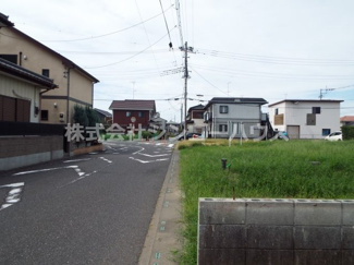 【前面道路含む現地写真】