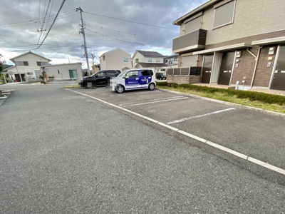 【駐車場】 | シャーメゾンふみ