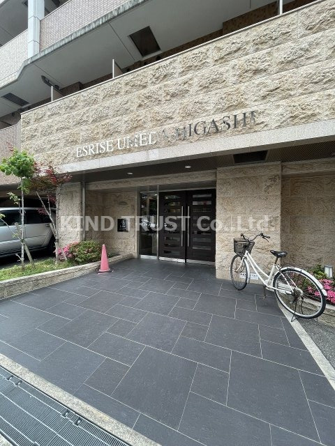 エスライズ梅田東のエントランス|落ち着いたエントランスです