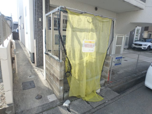【その他共用部分】 | ディアコート西宮北口 | ゴミ置き場です