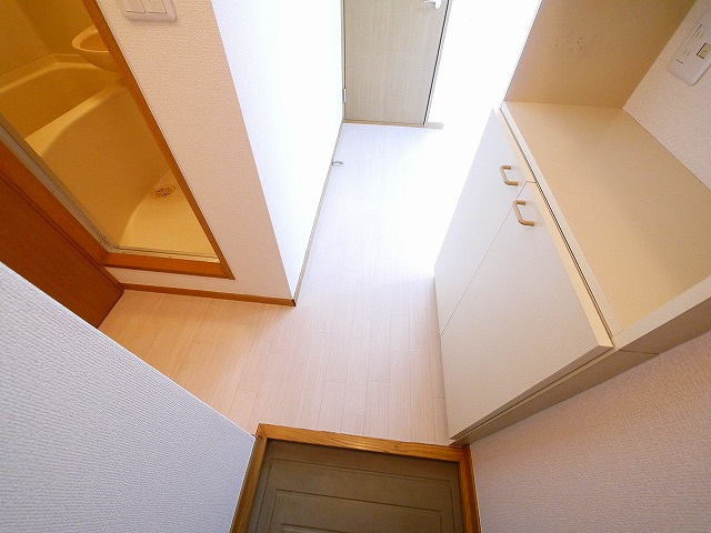 エステートピアタツノⅠの玄関