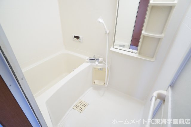 熊本市北区大窪４丁目の賃貸マンションの浴室
