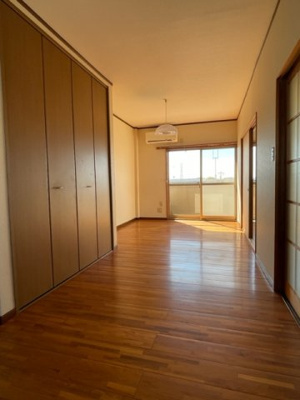 【洋室】 | 高橋ビル