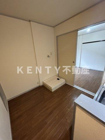 【居間・リビング】 | アメニティハイツ | ゆったり過ごせる居間です