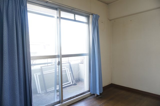 パークヒルズくすのき坂第5号棟の洋室