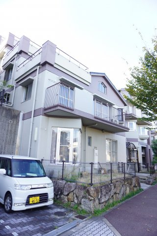 パークヒルズくすのき坂第5号棟の外観