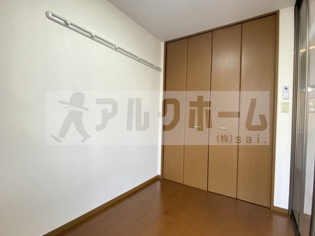 アクアコートの洋室