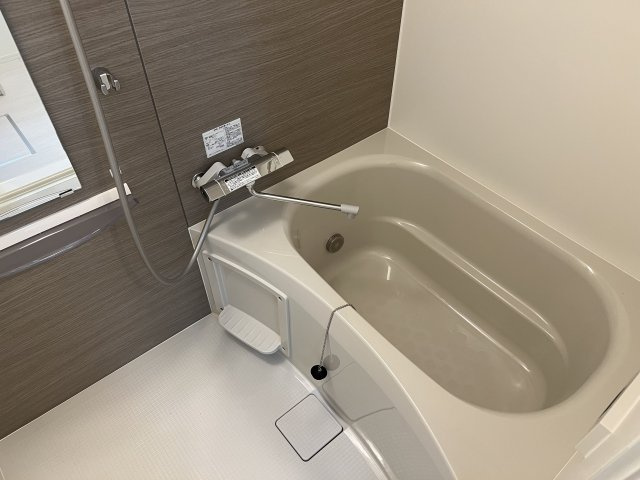 エクセリア西小岩の浴室