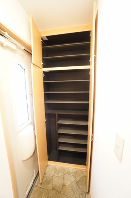 【収納】 | ロジュマンマエバラD | ※同物件・反転タイプの写真です。