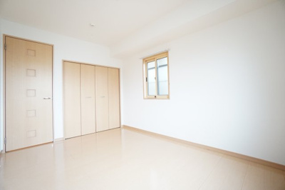 【寝室】 | ロジュマンマエバラD | ※同物件・反転タイプの写真です。