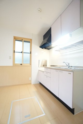 【洗面所】 | ロジュマンマエバラD | ※同物件・反転タイプの写真です。