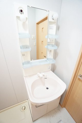 【独立洗面台】 | ロジュマンマエバラD | ※同物件・反転タイプの写真です。