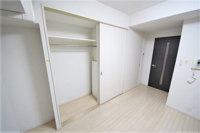 【洋室】 | S-RESIDENCE難波Viale