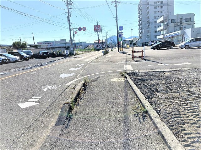 現地販売会実施中　売新築戸建　静岡市駿河区西脇の前面道路含む現地写真