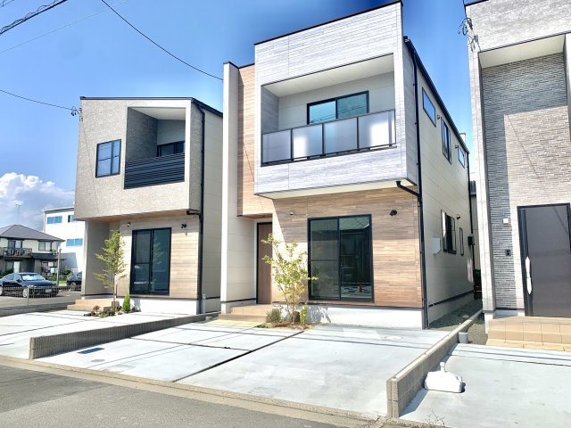 現地販売会実施中　売新築戸建　静岡市駿河区西脇の外観|土地面積 103.22㎡　建物面積98.95㎡