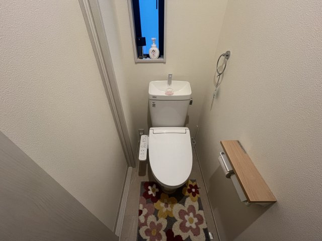 売中古戸建　静岡市駿河区西脇のトイレ