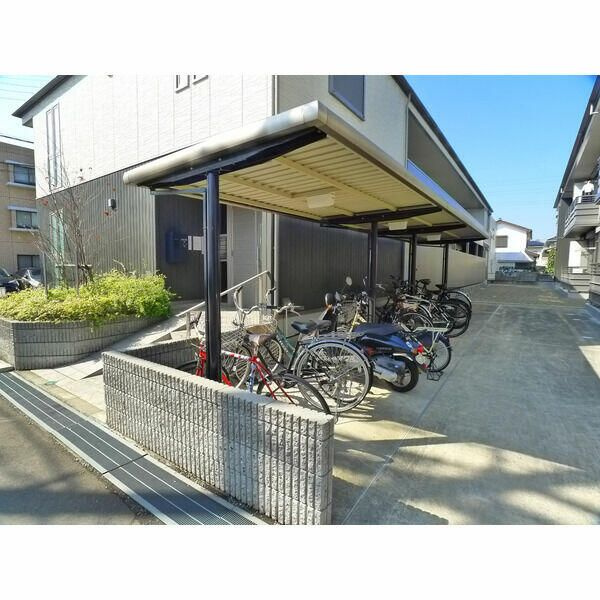 船橋市東船橋３丁目のハイツのその他共用部分