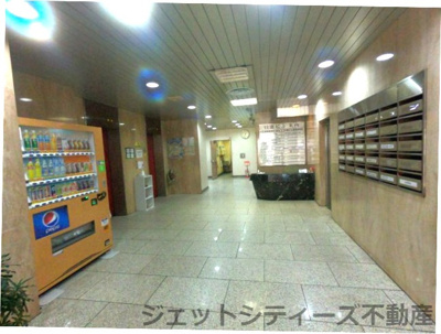 【ロビー】 | 日進ビル