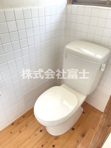 菜畑借家のトイレ