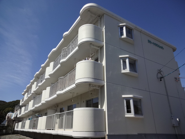 ストークマンションの外観